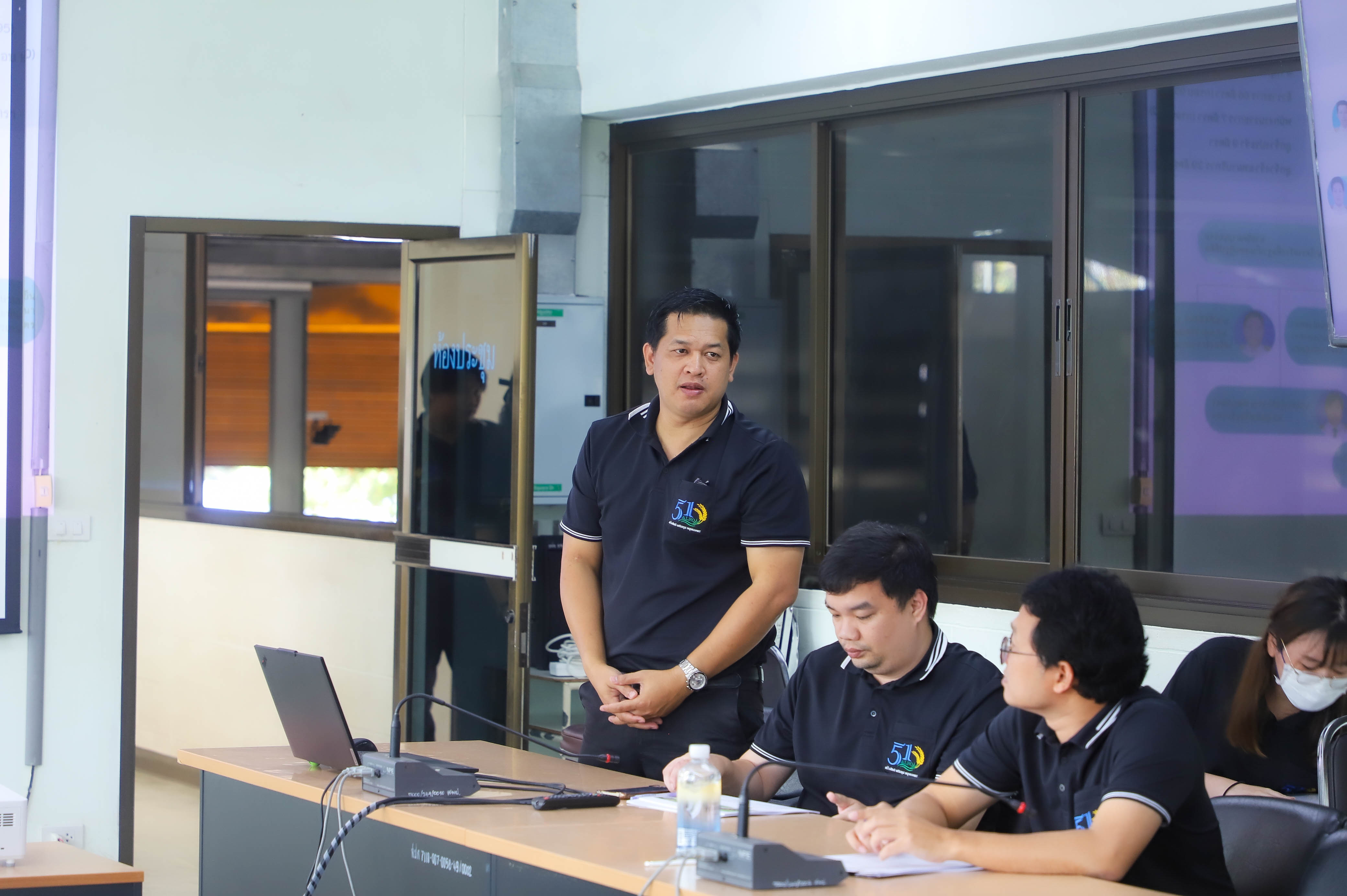 title - รองเลขาฯ ส.ป.ก. ลงพื้นที่มอบนโยบายการดำเนินงานแก่ สพป. พร้อมทั้งตรวจเยี่ยม ส.ป.ก.ปทุมธานี